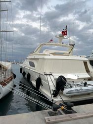 79' Ferretti Yachts 2000